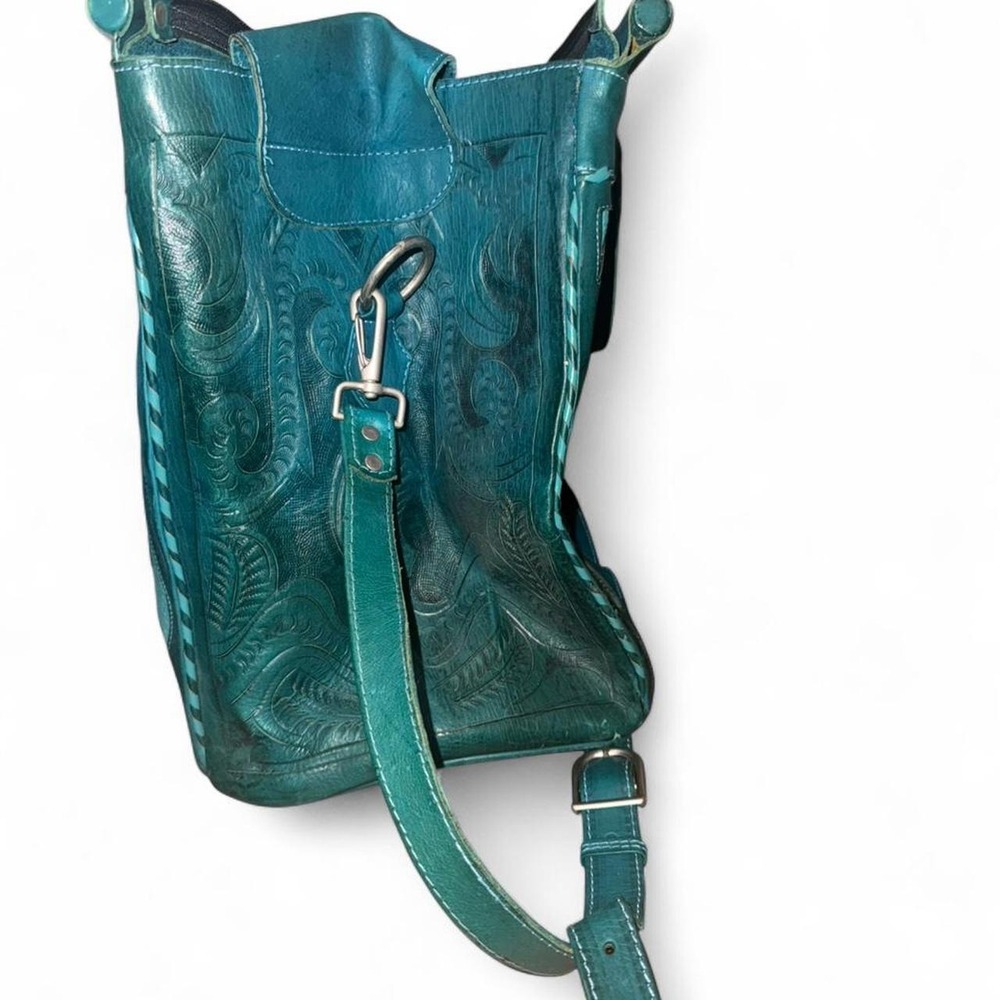 Leaders in Leather Hand Tooled Cutout Tooled Teal Green Tooled Weekender - Picture 5 of 8
